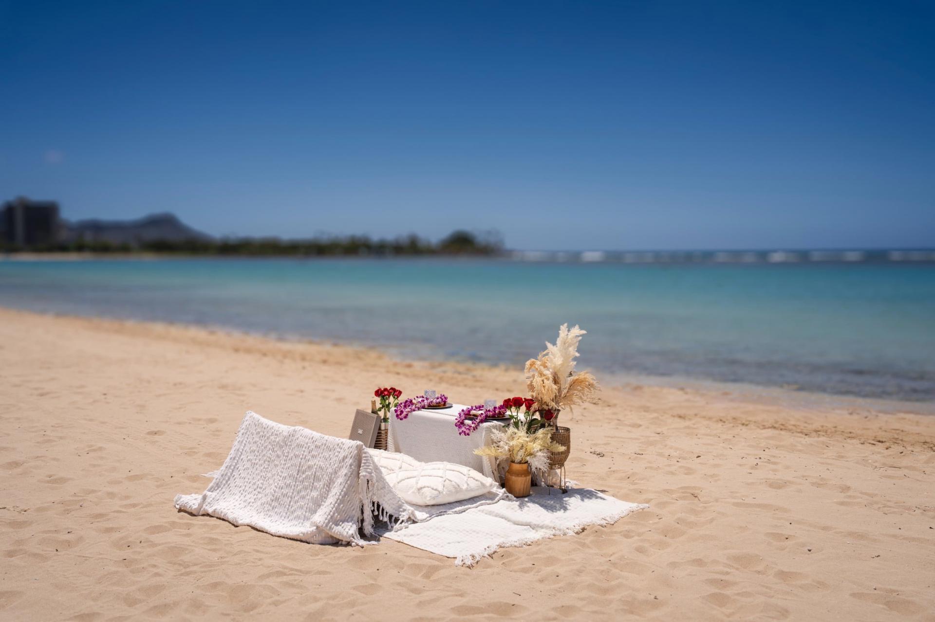 Oahu Beach Date Picnic