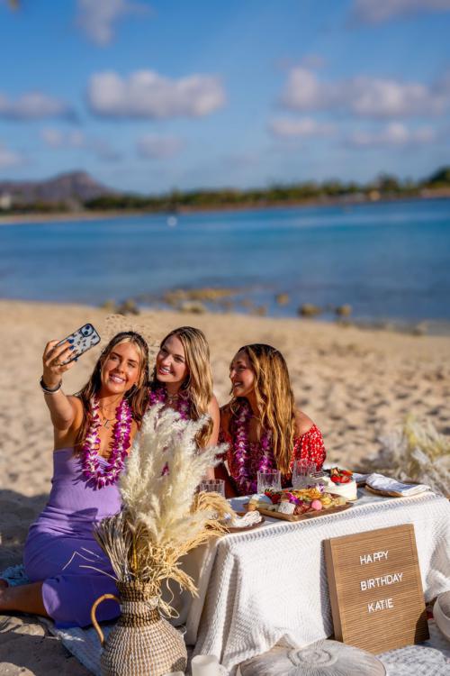 Services M.A.Y Luxury Beach Picnics on Oahu and Maui Hawaii